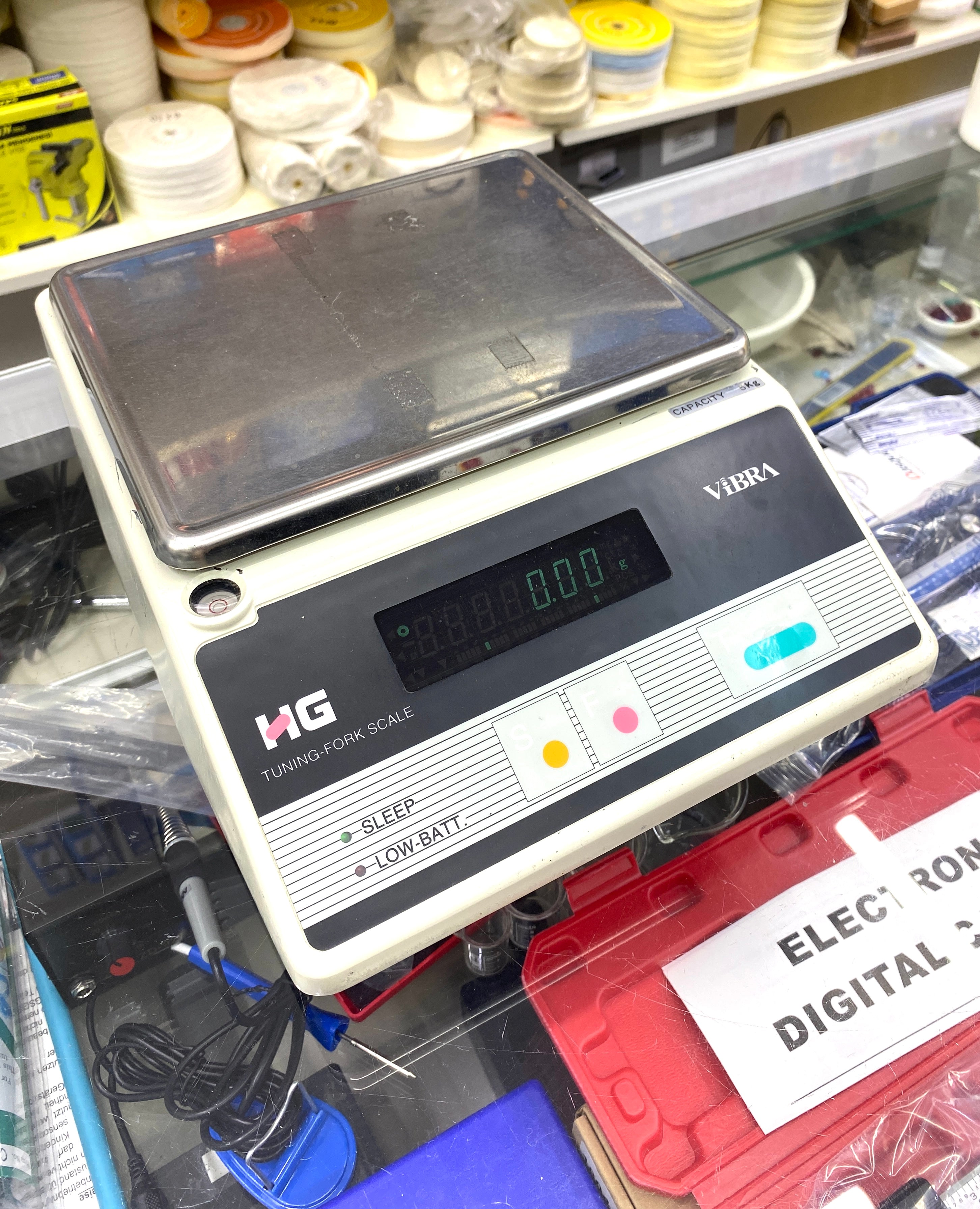 Second Hand Scale 6.1 Kg / 0.1 Sensitivity